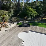 Eden Parc 2 Villa *