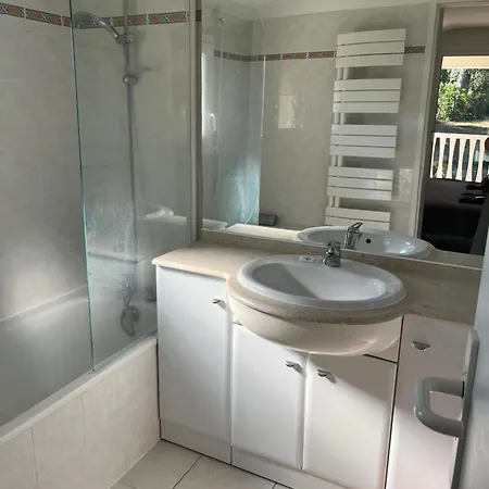 Eden Parc 2 Villa